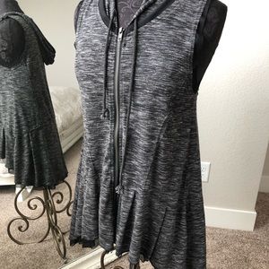 Mur Mur grey/black vest hooded zip  sleeveless